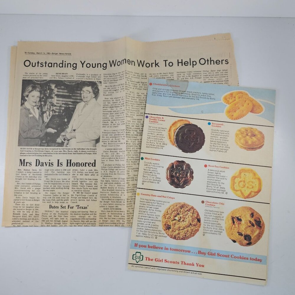 Vintage Girl Scouts Cookie Sales Record & Newspaper Clippings